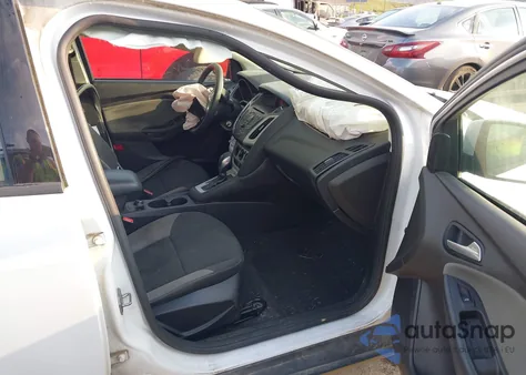 2014 Ford Focus Se из США, поврежденный, VIN 1FADP3F21EL462540